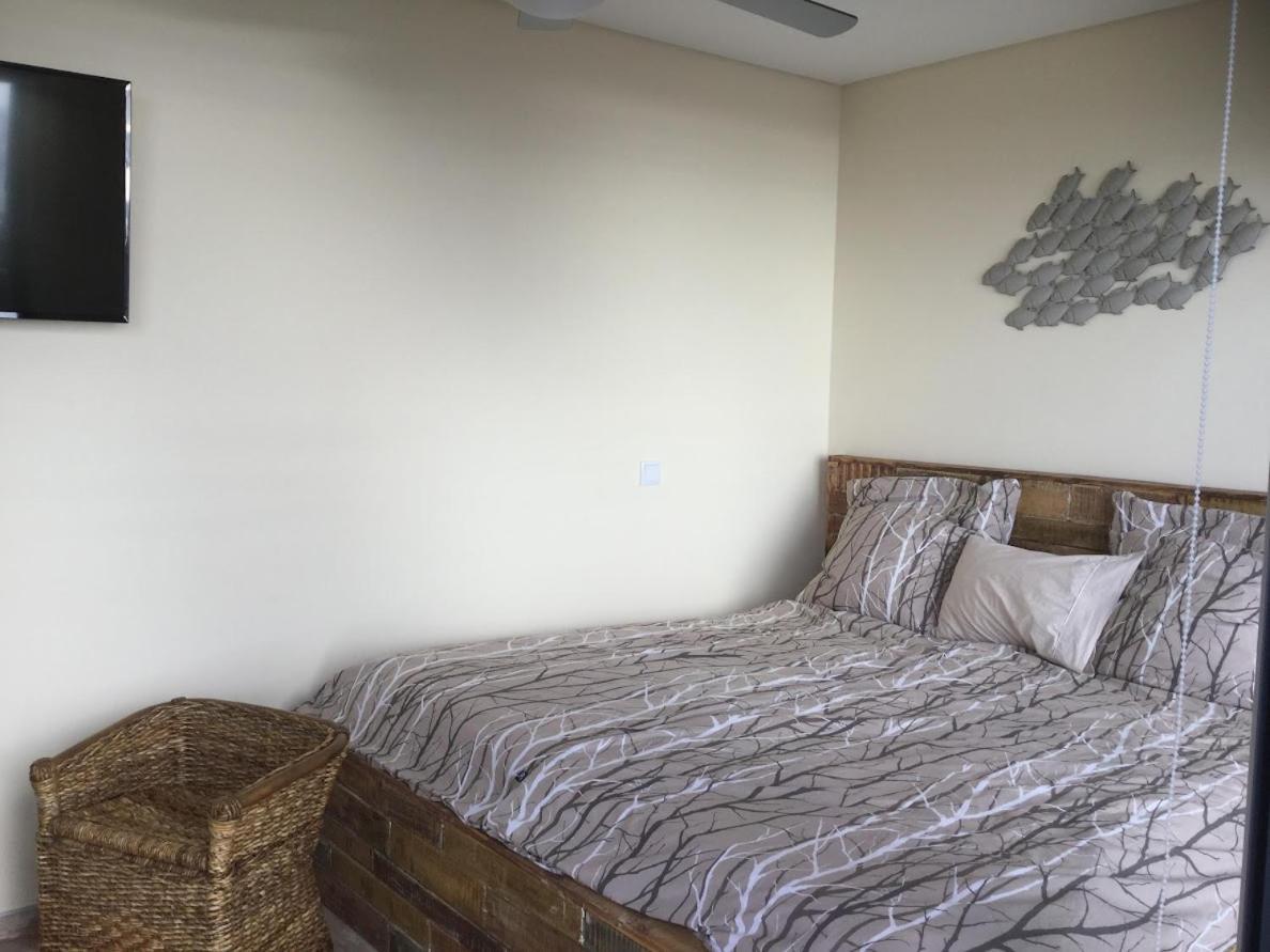Guesthouse-Theview (Adults Only) Рибейра-Брава Экстерьер фото